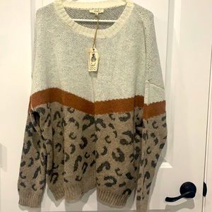 Wool sweater, NWT.